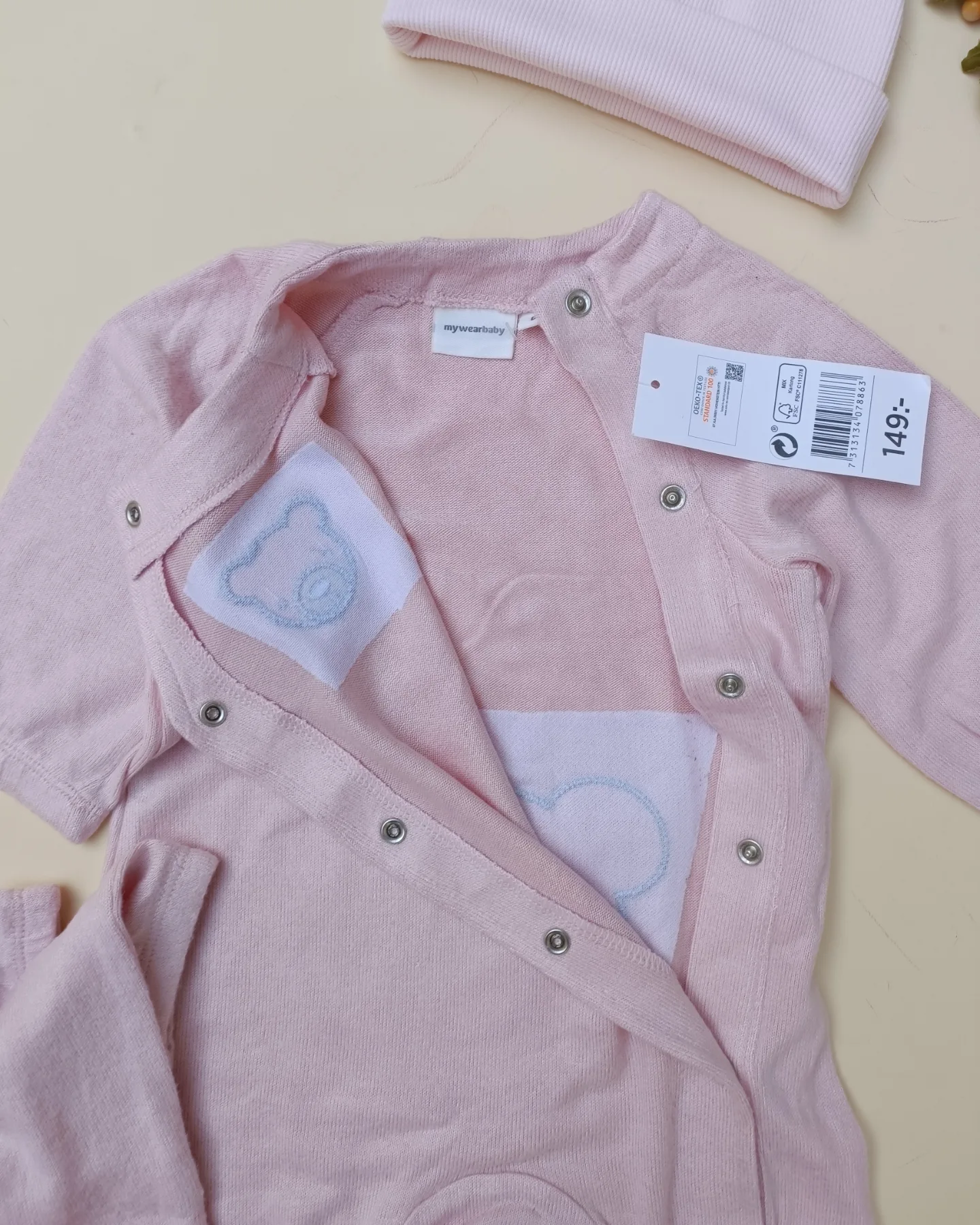 سرهمی بافت نوزادی پشت عروسکی